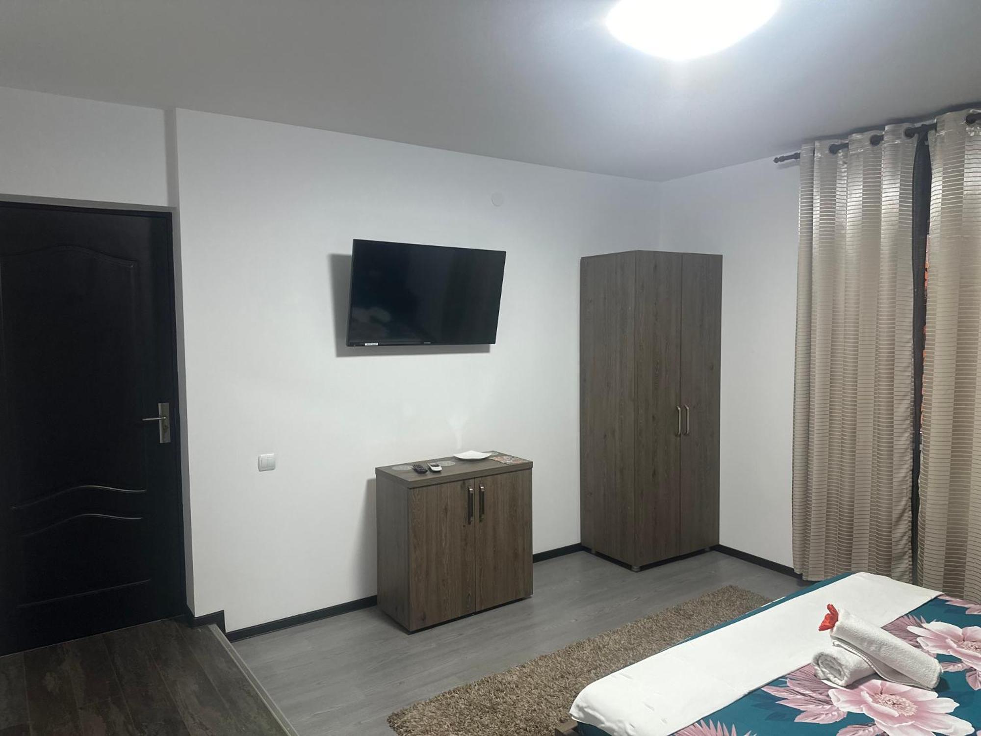 Casa Clau 호텔 Orşova 외부 사진
