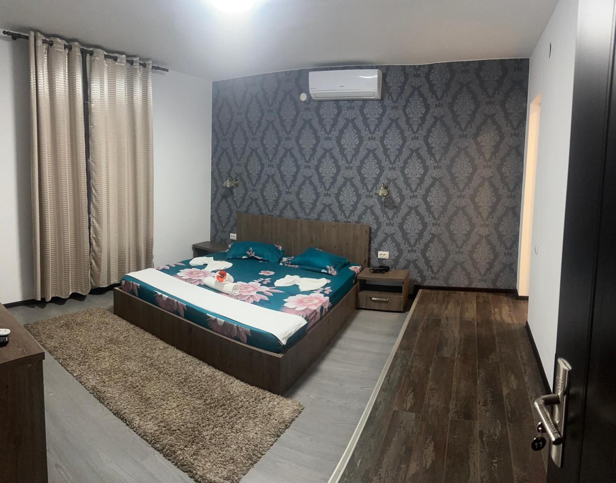 Casa Clau 호텔 Orşova 외부 사진